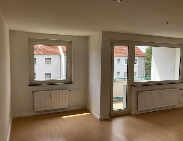 Schöne Zweizimmerwohnung mit Balkon - Foto 1