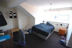 18 Welton Mount, Leeds, LS6 1ET - Photo 3