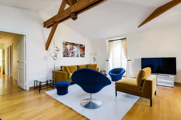 Location Appartement 4 pièces Meublé 119m² PARIS 16ème - Photo 1