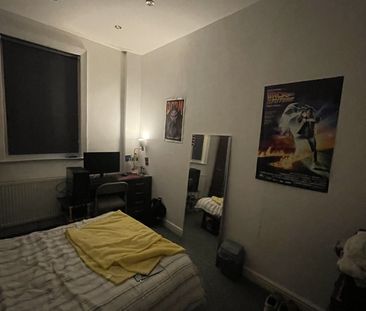 Room in a Shared House, Cardigan Road, LS6 - Photo 2
