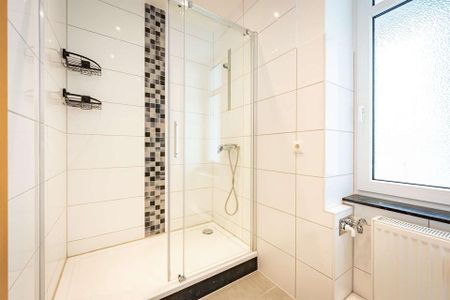 - Wohntraum in zwei Zimmern – mit Balkon, stilvoller Küche & sonnigem Duschbad ☃️ - Photo 5