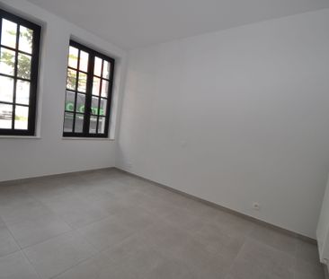 Gelijkvloers appartement in de wijk Heulebrug, met bijhorende staan... - Photo 1