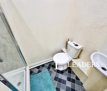 2 bedroom house to rent Langley Street, Stoke-on-Trent, Staffordshi... - Photo 4