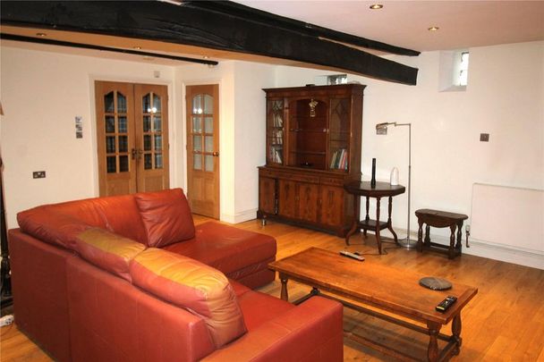 4 bedroom detached house to rent - Photo 1