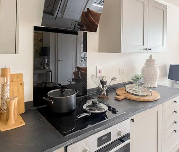 Flat 37, 3 Martin Court, Hastings, TN34 1DY - Photo 2