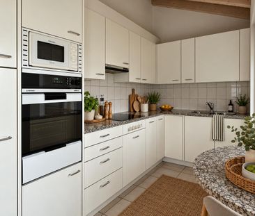 Grosszügige 3.5-Zimmer-Dachwohnung mit kleinem Büro/Abstellraum - Photo 3