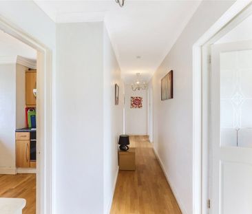 3 Bed Flat, Mossview Quadrant, G52 - Photo 4