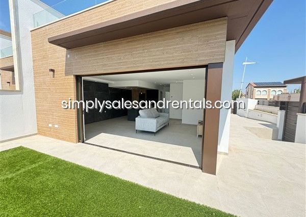 Villa in Algorfa, for rent