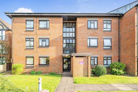 Friern Park, North Finchley, N12 - Photo 3