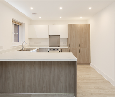 4 bedroom detached house to rent - Photo 5