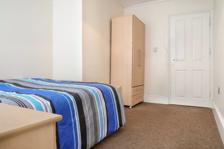 RM3 Alpha Grove| Isle of Dogs | London | E14 8PQ - Photo 2