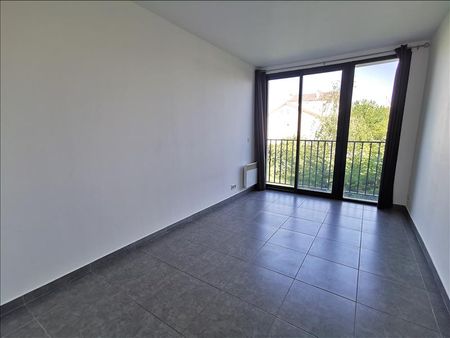 3 pièces - Meublé - 65,37 m² - 1er étage - Colocation non autorisée - Photo 2