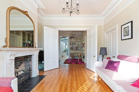 4 bedroom terraced house to rent - Photo 5