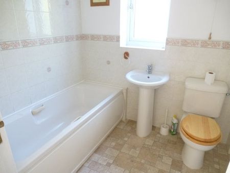 Edgbaston Court, Derby, DE23 - Photo 3