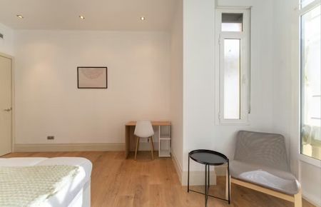 Calle de la Princesa, Madrid, Community of Madrid 28008 - Photo 3