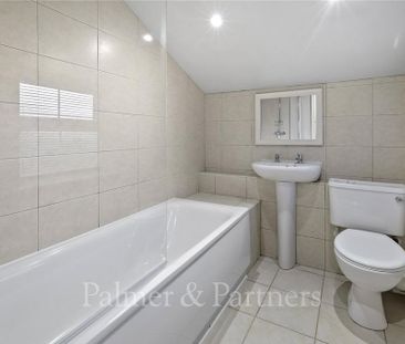 2 bedroom terraced house to rent - Photo 6