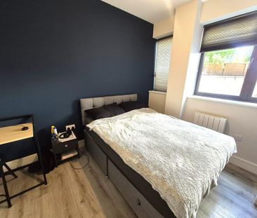 Studio to rent - Photo 4