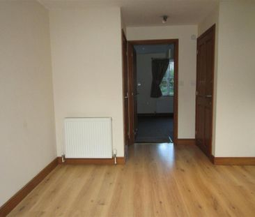 2 bedroom semi-detached house to rent - Photo 6