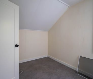 **COZY** ONE BED APARTMENT IN WELLAND!** - Photo 3