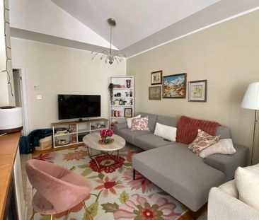 For Lease - 32 Villandry Crescent, Vaughan, Ontario - Photo 2