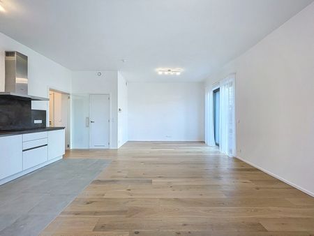 Rez-de-chaussée - à louer - Photo 2