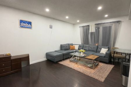 For Lease - 11 Habitat Square, Brampton, Ontario - Photo 2