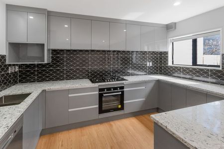 3 bedroom home for rent in Papatoetoe! - Photo 4