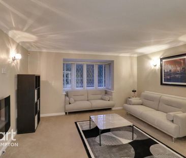 5 bedroom detached house to rent - Photo 2