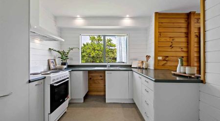 4 berooms home in Avondale - Photo 3