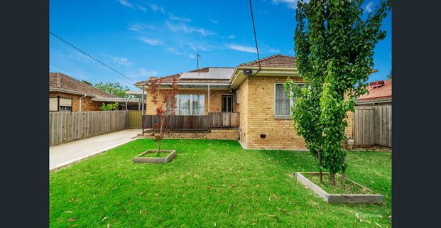Renovated Home with Electricity & Water Included in Rent - Photo 1