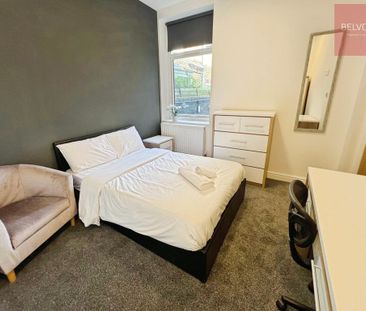 1 bedroom in a house share to rent - Photo 2