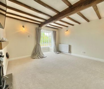 2 bedroom end of terrace house to rent - Photo 4