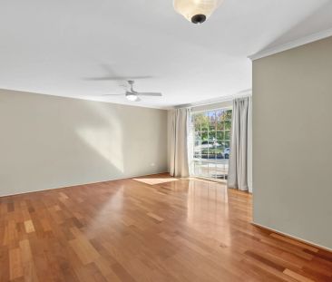 Spacious Family Living in a Quiet Jerrabomberra Pocket - Photo 2