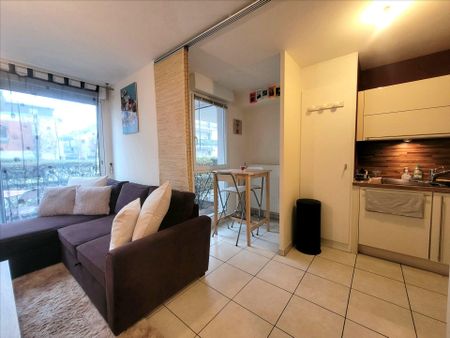 A louer F2 COLMAR - Photo 2