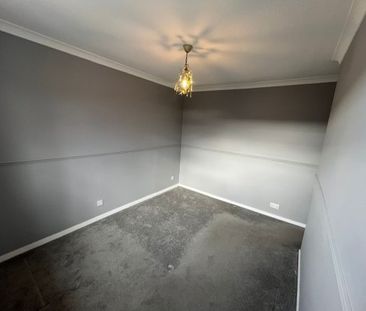 Portnoi Close, Romford, RM1 4AP, Property for rent - Photo 2