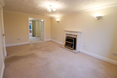 Williams Close, Ely - Photo 2