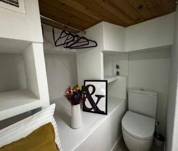 Calle de Hortaleza, Madrid, Community of Madrid 28004 - Photo 5