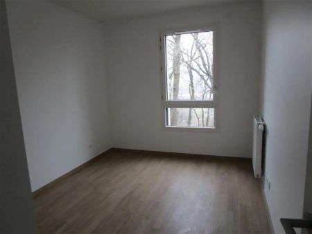 Location appartement 4 pièces - 83.58m² à Sassenage (38360) - Photo 3