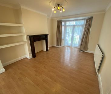 Hale Lane, HA8 9RD, Edgware - Photo 2