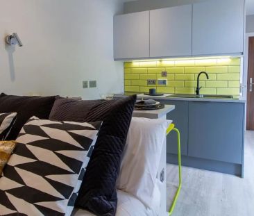 Bronze Studio - Photo 5