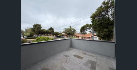 Modern & Spacious Clayton Residence | Prime Location & Ultimate Convenience, Furnished - Photo 4