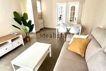 Alquiler de piso en Calle Navas, 11