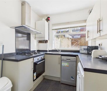 3 bedroom house to rent - Photo 3