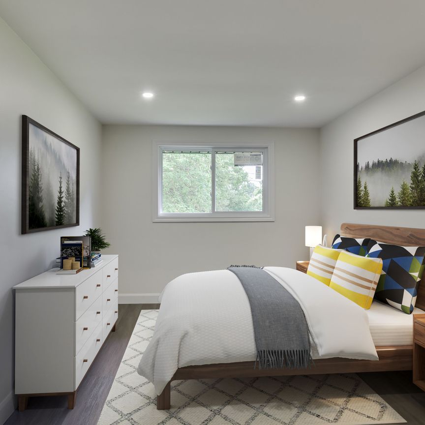 For Lease - 207 Cairn Street, London South, Ontario - Photo 1