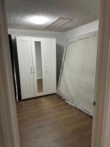 For Lease - 22 Hazelglen Court, Brampton, Ontario - Photo 4