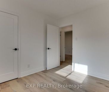For Lease - 16 Stephenfrank Road Unit# Main, Toronto, Ontario - Photo 2