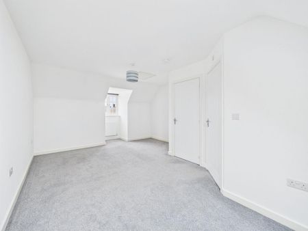 5 bedroom semi-detached house to rent - Photo 4