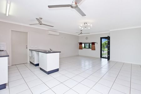 13 Pye Street, Bellamack, NT 0832 - Photo 4