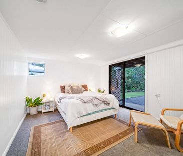 Dual Living- High-Set Home with Multiple Living Areas - Photo 5