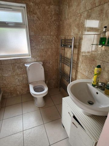 2 bedroom house to rent - Photo 2